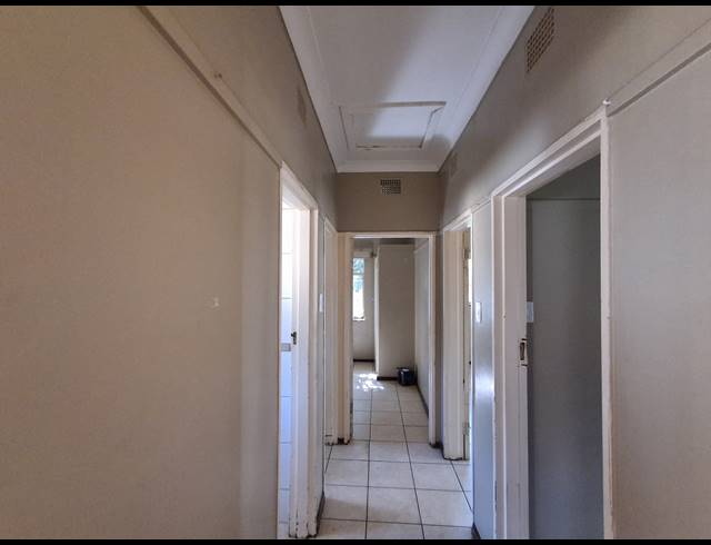 3 BEDROOM FREESTANDING FOR SALE IN STILFONTEIN EXT 3